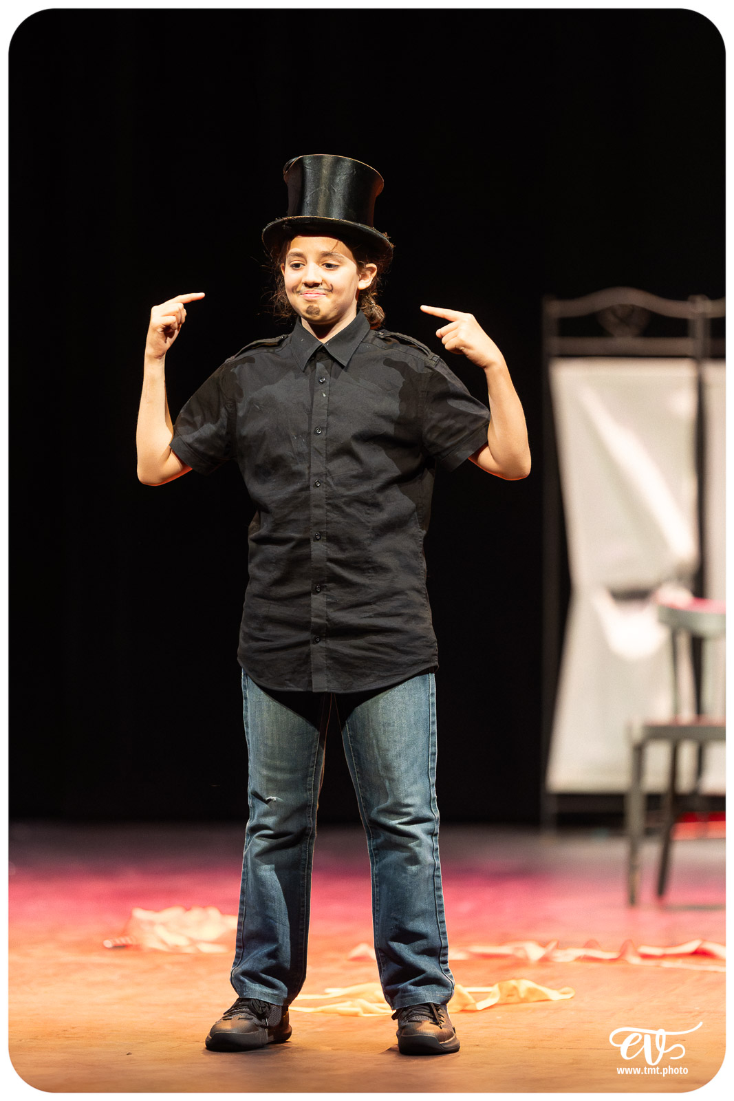 LES FEMMES SAVANTES (ATELIER THÉÂTRE DU COLLÈGE FOCH)